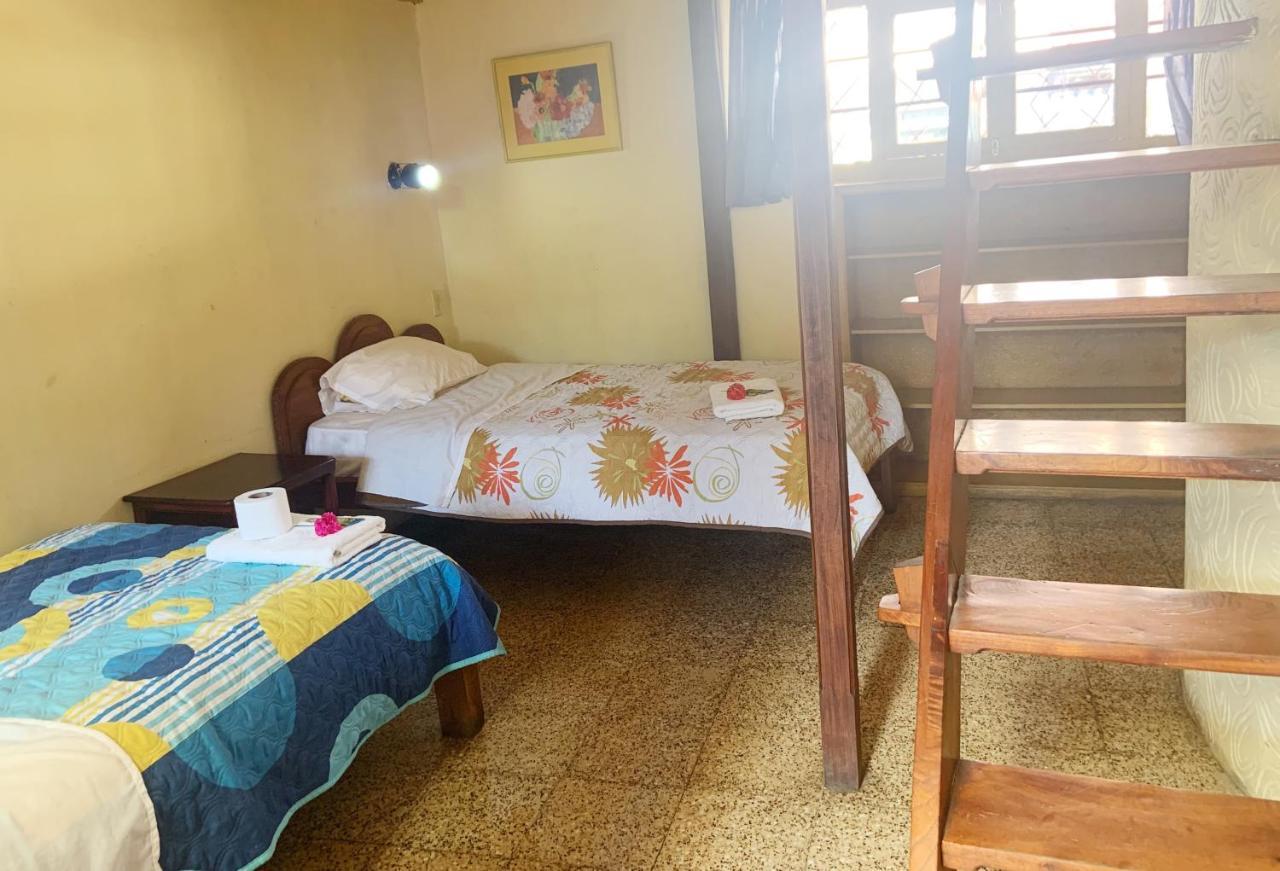 Hostal Jardin Escondido Vilcabamba Buitenkant foto